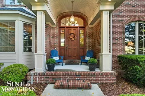Exterior - 405 Linkside, Saint Clair, MI 48079 photo 2 of 17
