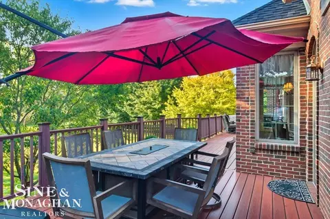 Exterior - 405 Linkside, Saint Clair, MI 48079 photo 14 of 17