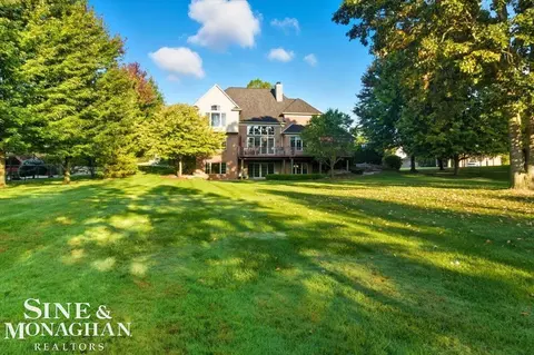 Exterior - 405 Linkside, Saint Clair, MI 48079 photo 16 of 17