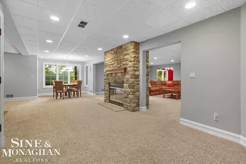 Living - 405 Linkside, Saint Clair, MI 48079 photo 3 of 3