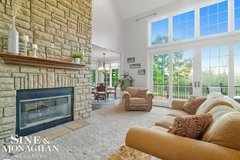 Living - 405 Linkside, Saint Clair, MI 48079 photo 1 of 3