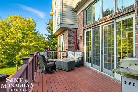 Exterior - 405 Linkside, Saint Clair, MI 48079 photo 5 of 17