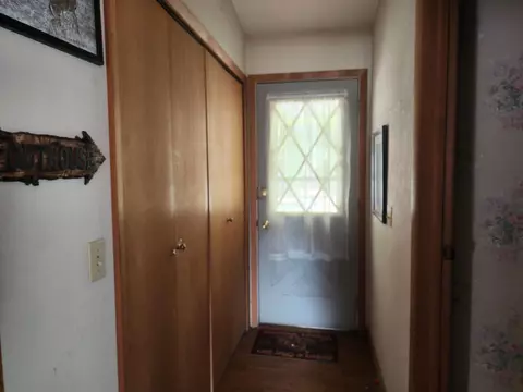Entry Way - 3143 Forest, Harrison, MI 48625 photo 1 of 2