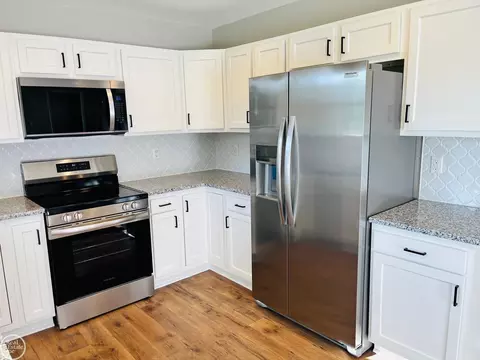 Kitchen - 766 Wadhams, Saint Clair, MI 48079 photo 3 of 4
