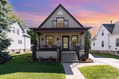 1712 10th, Bay City, MI 48708