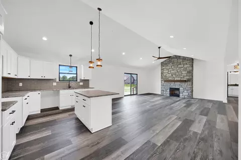 239 Shelldrake # 40, Saint Clair, MI 48079 photo 8