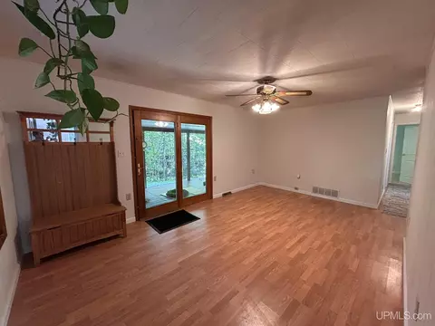 Living - 19315 Dog Patch, L'anse, MI 49946 photo 1 of 2