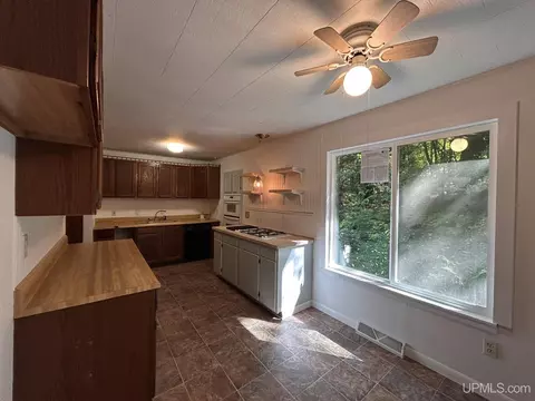 Kitchen - 19315 Dog Patch, L'anse, MI 49946 photo 1 of 2