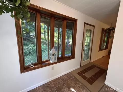 Entry Way - 19315 Dog Patch, L'anse, MI 49946 photo 1 of 1