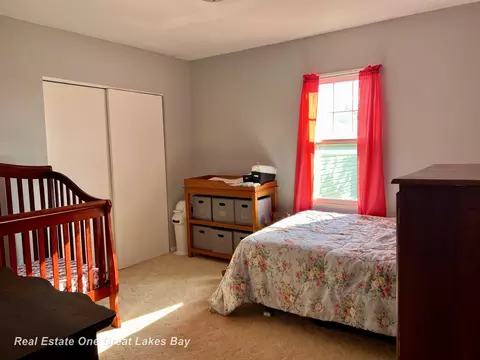 Bedroom - 20220 Gratiot, Merrill, MI 48637 photo 3 of 4