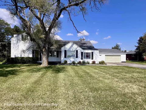 Exterior - 20220 Gratiot, Merrill, MI 48637 photo 2 of 9