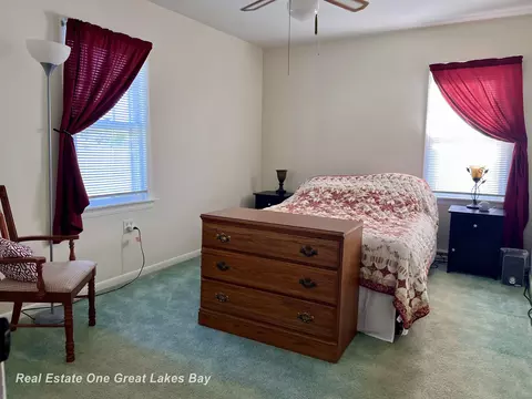 Bedroom - 20220 Gratiot, Merrill, MI 48637 photo 1 of 4