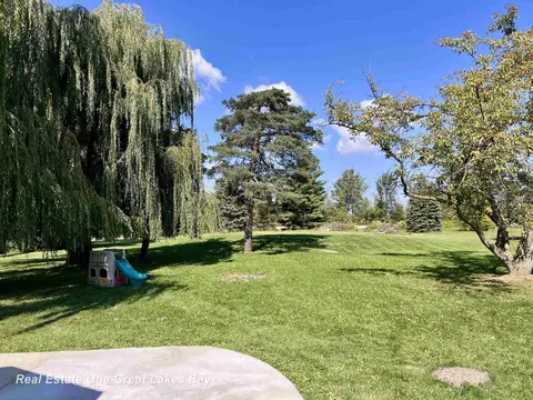 Exterior - 20220 Gratiot, Merrill, MI 48637 photo 7 of 9