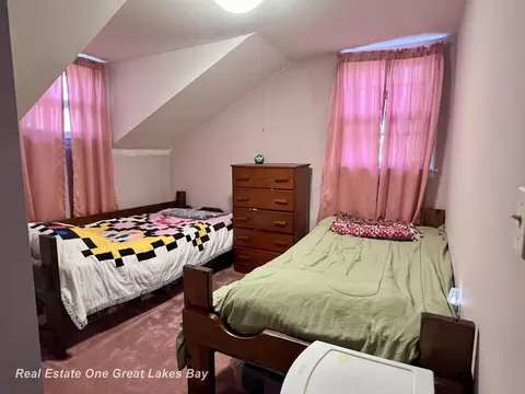 Bedroom - 20220 Gratiot, Merrill, MI 48637 photo 4 of 4