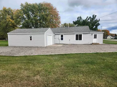 3179 Lauria, Bay City, MI 48706