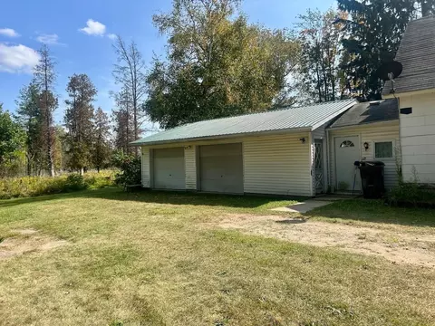 1489 Mcculloch, Gladwin, MI 48624 photo 2