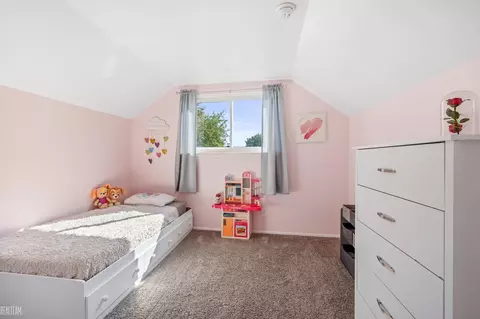 Bedroom - 17542 Arlene, Fraser, MI 48026 photo 3 of 4