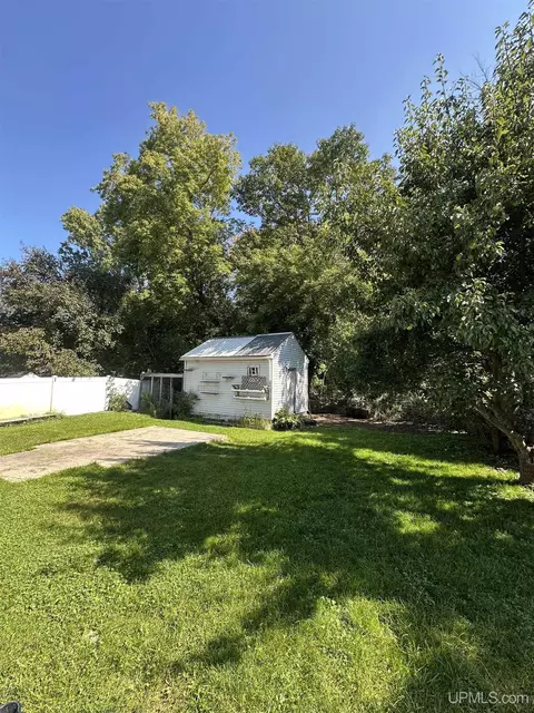 6652 P, Gladstone, MI 49837 photo 13