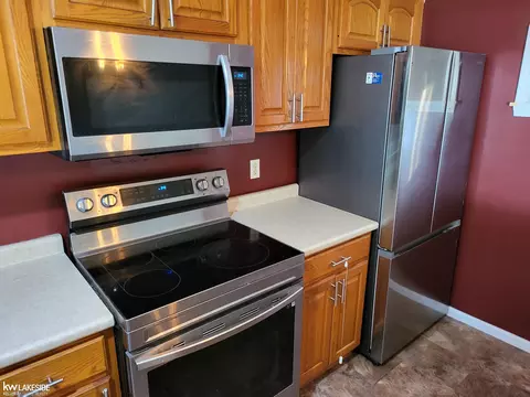 Kitchen - 2866 Fruit, Algonac, MI 48001 photo 4 of 4