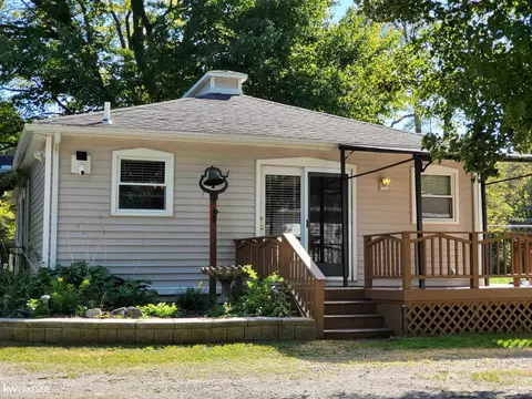 Exterior - 2866 Fruit, Algonac, MI 48001 photo 2 of 6