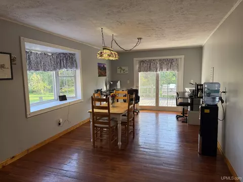 Dining - 2285 Rm, Rock, MI 49880 photo 1 of 2