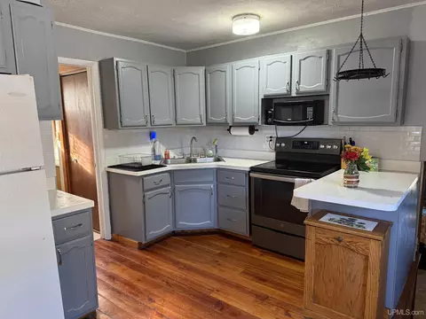Kitchen - 2285 Rm, Rock, MI 49880 photo 1 of 1