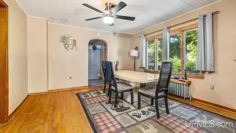 Dining - 612 Maurice, Ishpeming, MI 49849 photo 1 of 2