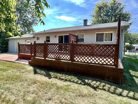 Exterior - 2071 Mackinaw, Davison, MI 48423 photo 2 of 7