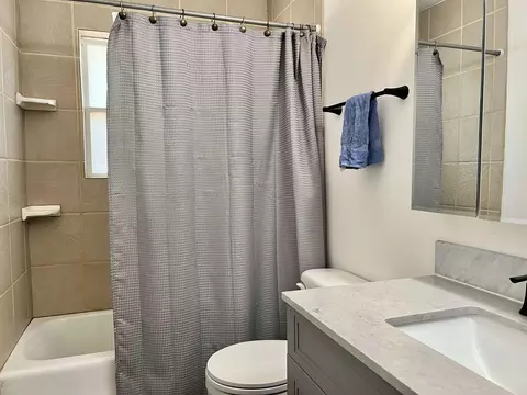Bath - 2071 Mackinaw, Davison, MI 48423 photo 2 of 2