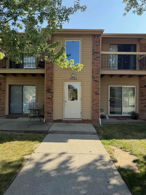 34670 Clarkson #35, Fraser, MI 48026
