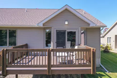 Exterior - 1019 Bluebell, Davison, MI 48423 photo 4 of 8