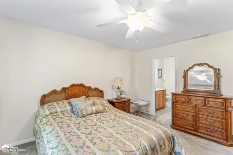 Bedroom - 1019 Bluebell, Davison, MI 48423 photo 2 of 3
