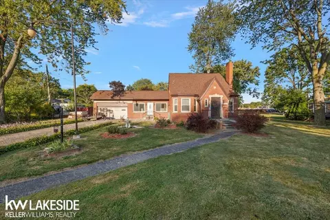 30303 Calahan, Roseville, MI 48066