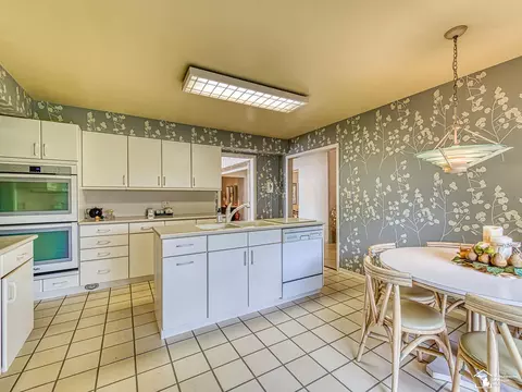 Kitchen - 1605 Arbor, Monroe, MI 48162 photo 3 of 4