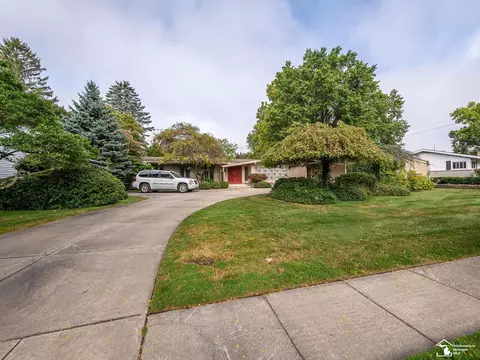 Exterior - 1605 Arbor, Monroe, MI 48162 photo 4 of 13