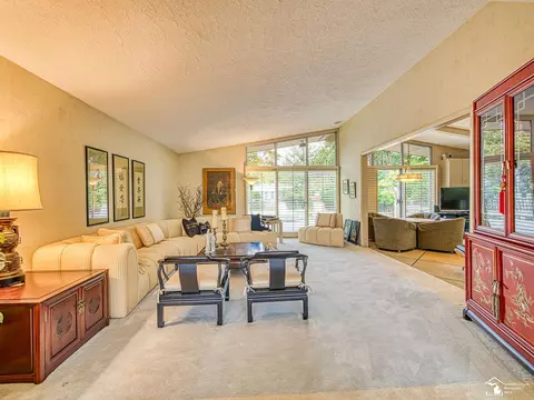 Living - 1605 Arbor, Monroe, MI 48162 photo 1 of 6