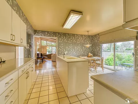 Kitchen - 1605 Arbor, Monroe, MI 48162 photo 2 of 4