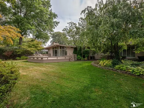 Exterior - 1605 Arbor, Monroe, MI 48162 photo 9 of 13