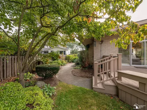 Exterior - 1605 Arbor, Monroe, MI 48162 photo 10 of 13