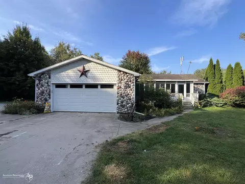 11192 E Lk, Otisville, MI 48463