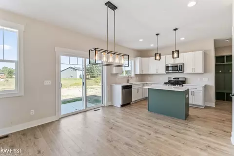 11119 Handel, Davison, MI 48423 photo 5
