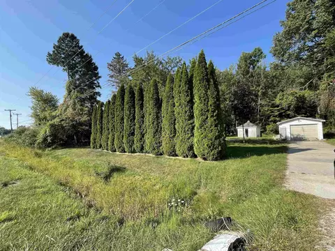 3946 S Graham, Saginaw, MI 48609