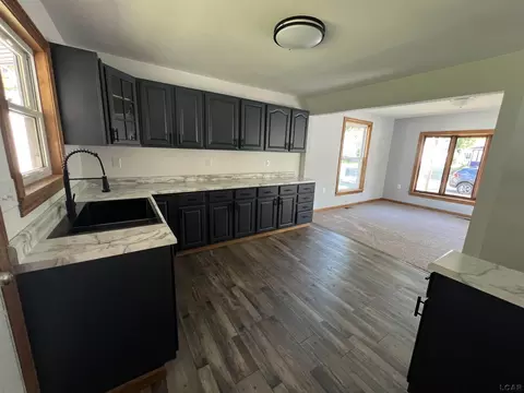Kitchen - 536 Tabor, Adrian, MI 49221 photo 2 of 2