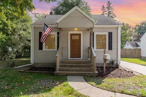 1 Southlawn, Saginaw, MI 48602