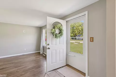 6374 Webb, Flint, MI 48506 photo 2
