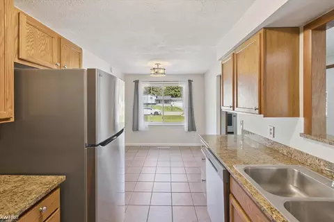 6374 Webb, Flint, MI 48506 photo 12