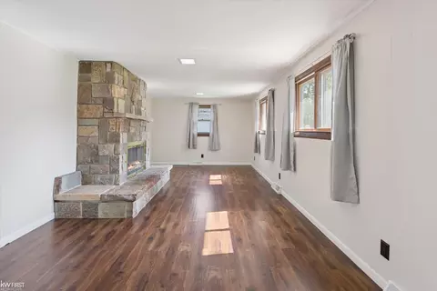 6374 Webb, Flint, MI 48506 photo 16