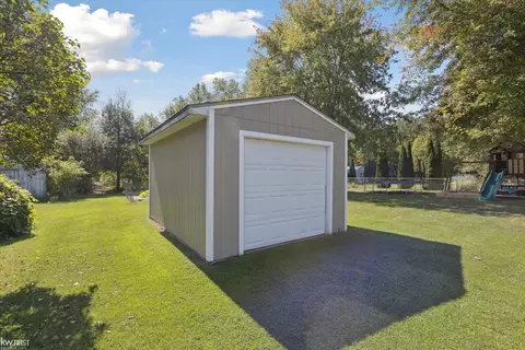 6374 Webb, Flint, MI 48506 photo 45