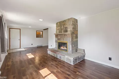 6374 Webb, Flint, MI 48506 photo 20