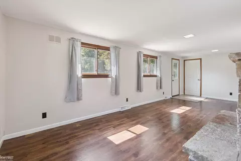 6374 Webb, Flint, MI 48506 photo 18